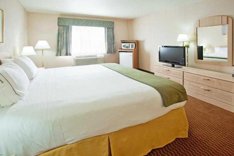 Clarion - Powell Inn Page