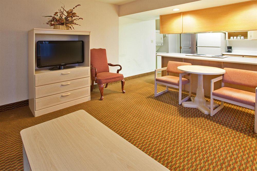Clarion - Powell 3*